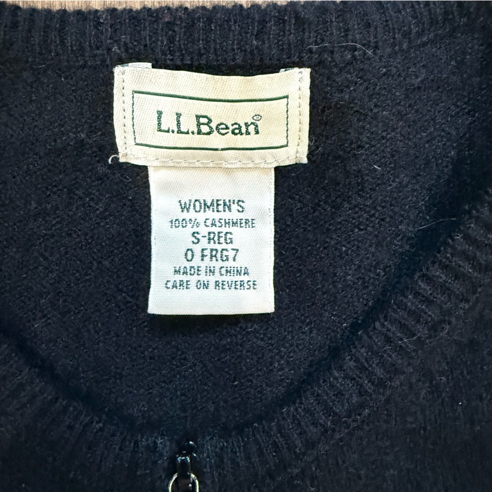L.L. Bean Black 100% Cashmere Zip Up Sweater - Picture 3 of 7
